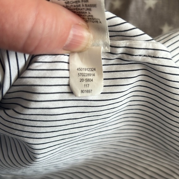 White House Black Market tie front tunic, white/black French cuffs - size 4 - Picture 9 of 9